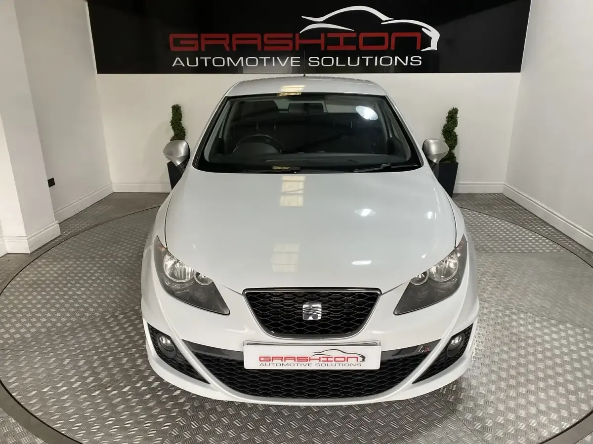 Used Seat Ibiza FR 2011 White Hatchback