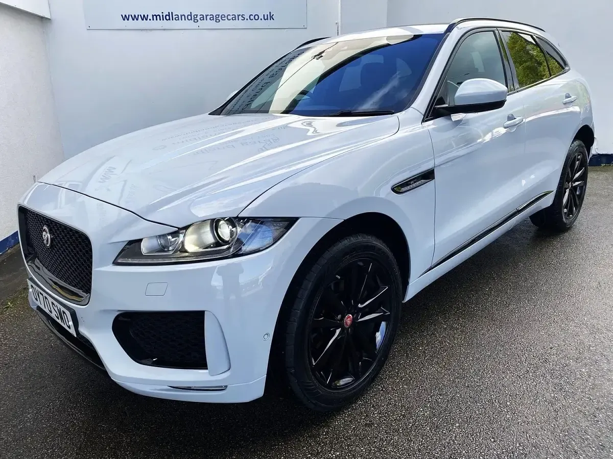 Used Jaguar F-Pace Chequered Flag 180 HP (132 kW) 2020 White SUV