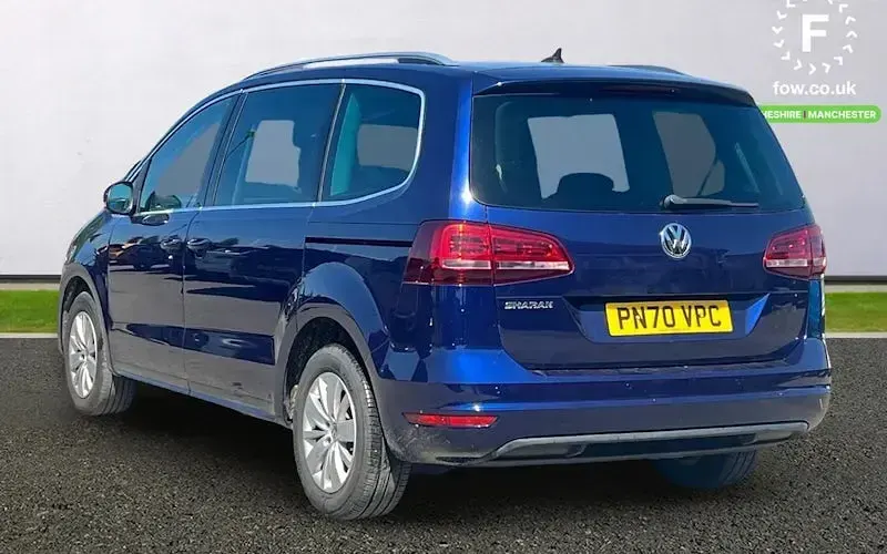Usado VW Sharan SE 150 HP (110 kW) 2019 Azul Monovolume