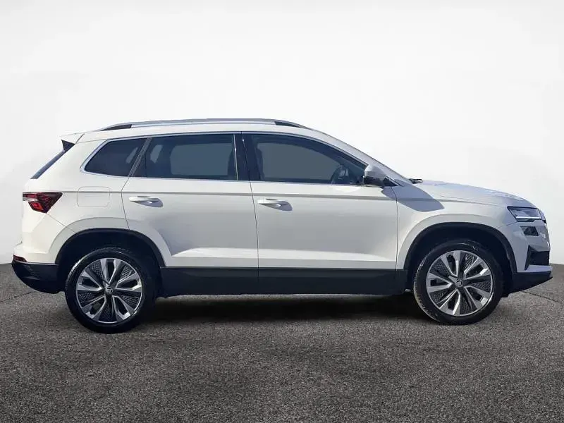 Used Skoda Karoq SE L 150 HP (110 kW) 2025 Moon white metallic SUV
