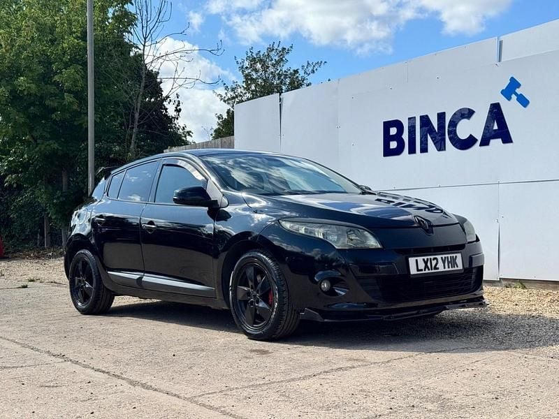 Used Renault Mégane III Dynamique 110 HP (80 kW) 2012 Black Hatchback