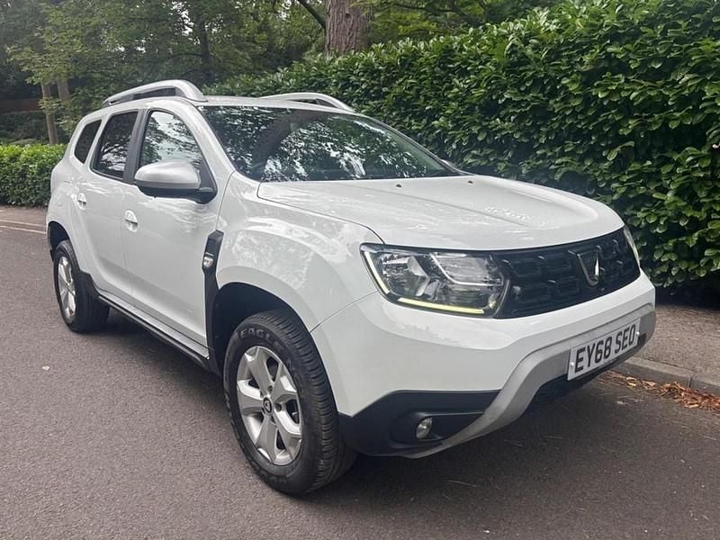 White Used 2018 Dacia Duster Comfort SUV | £8,995 (Good price) - Image 1/4