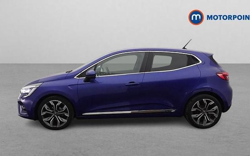 Used Renault Clio V Version S 101 HP (74 kW) 2020 Blue Hatchback