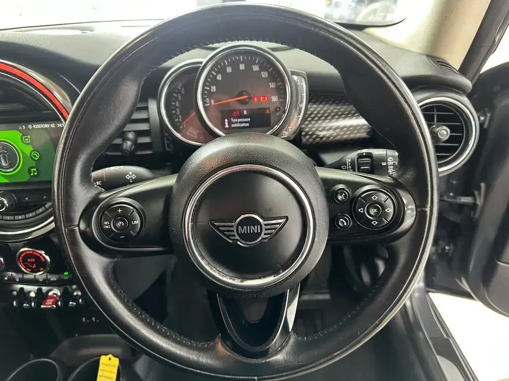 Used Mini Cooper S Hatch 192 HP (141 kW) 2018 Grey Hatchback