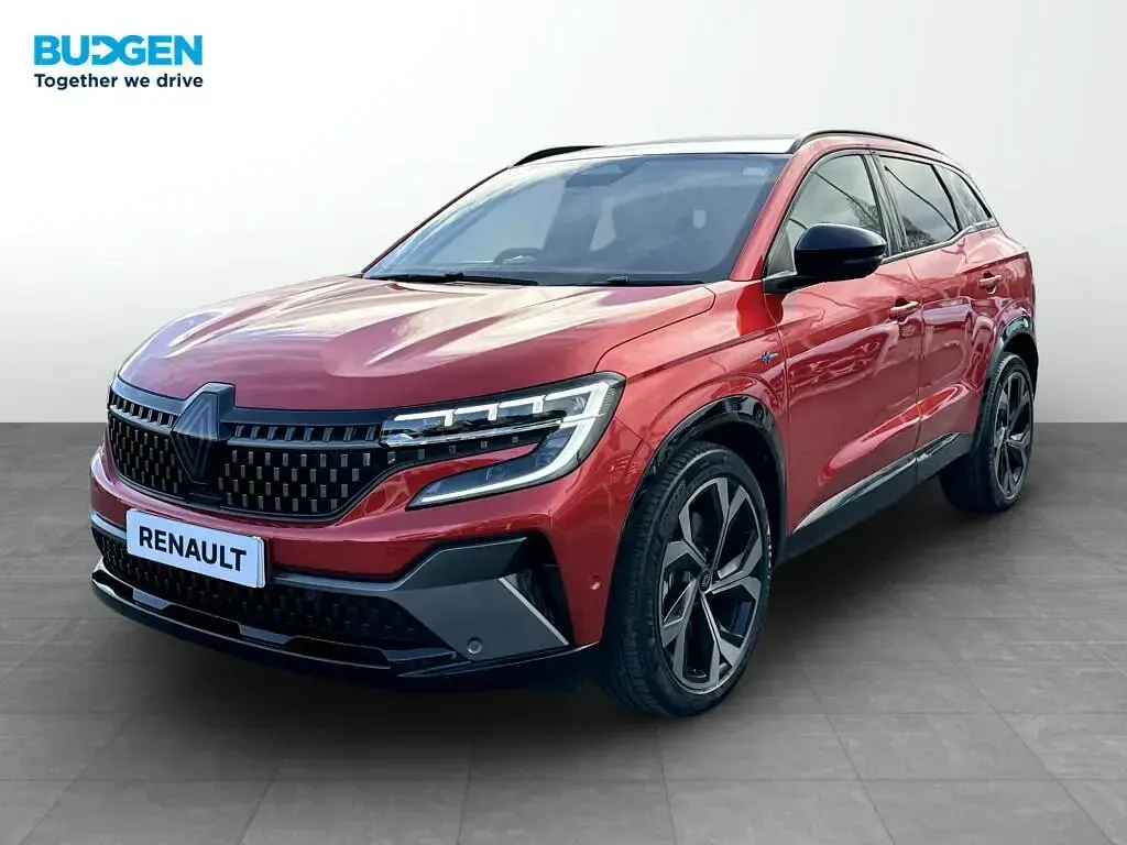Used Renault Austral Iconic Esprit Alpine 200 HP (147 kW) 2024 Red SUV