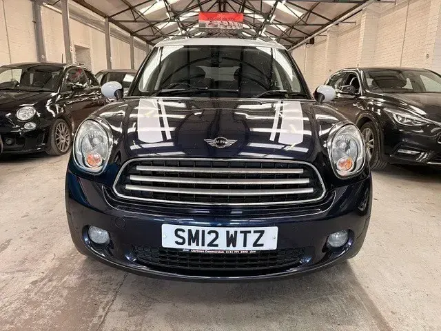 Begagnad Mini Cooper D 2012 Blå Halvkombi