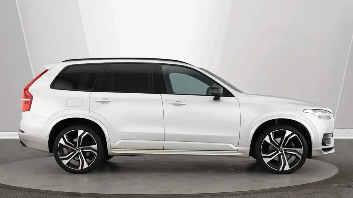 Used Volvo XC90 R-Design Pro 235 HP (172 kW) 2022 Silver SUV