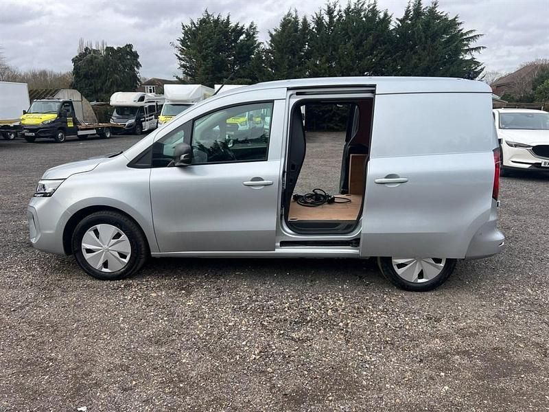 Used Nissan Townstar Tekna 89 kW (122 HP) 2024 Grey Van