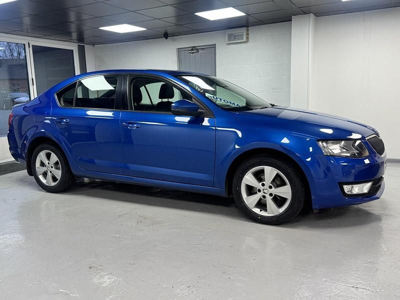 Used Skoda Octavia SE L 110 HP (80 kW) 2016 Blue Hatchback
