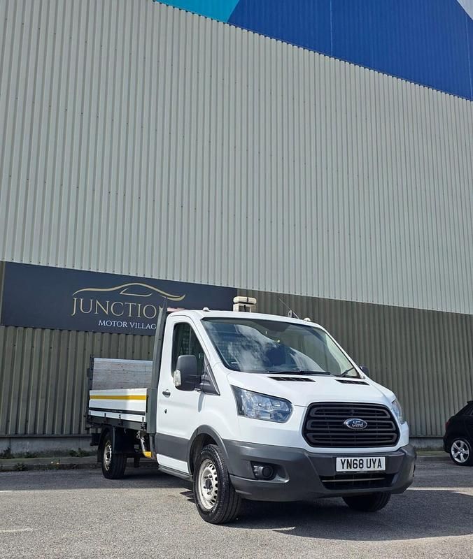 Used Ford Transit 130 HP (95 kW) 2019 White Cabriolet