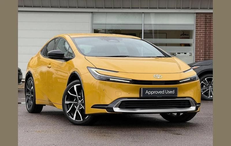 Yellow Used 2024 Toyota Prius Hatchback | £29,390 - Image 1/4
