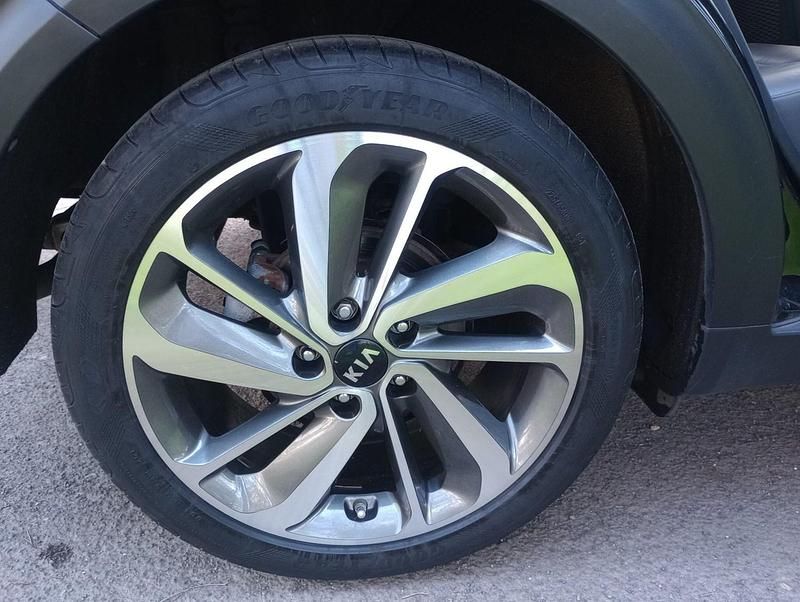 Used Kia Niro First Edition 141 HP (103 kW) 2017 Black SUV