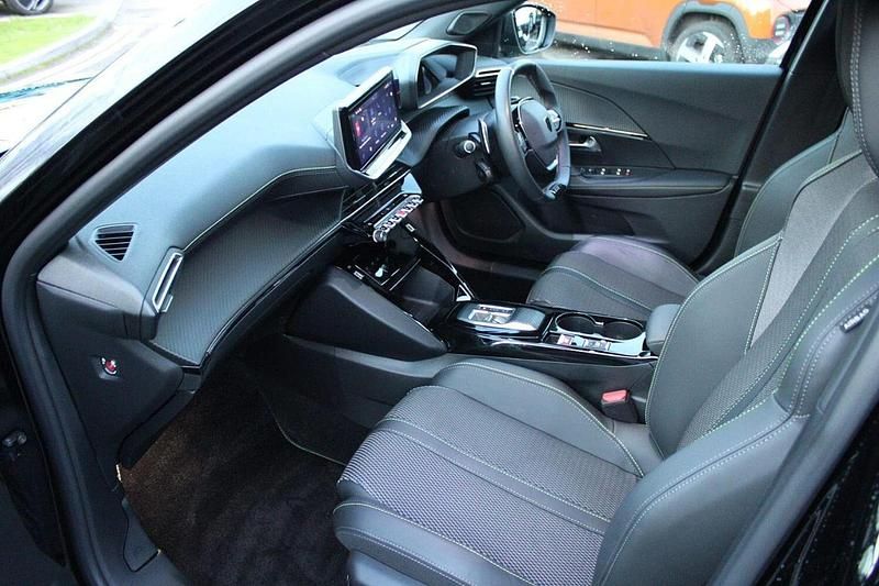 Black Used 2024 Peugeot 2008 GT SUV | £20,969 - Image 1/4