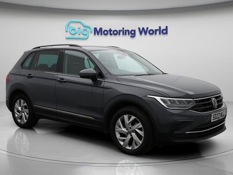 Grey Used 2022 VW Tiguan Life SUV | £18,600 (Good price) - Image 1/4
