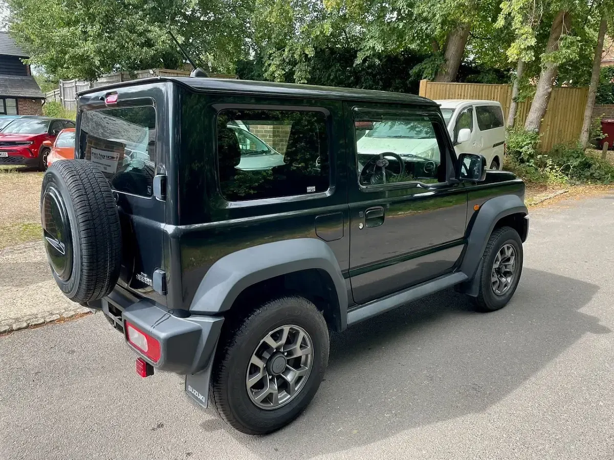 Used Suzuki Jimny SZ5 102 HP (75 kW) 2018 Black SUV