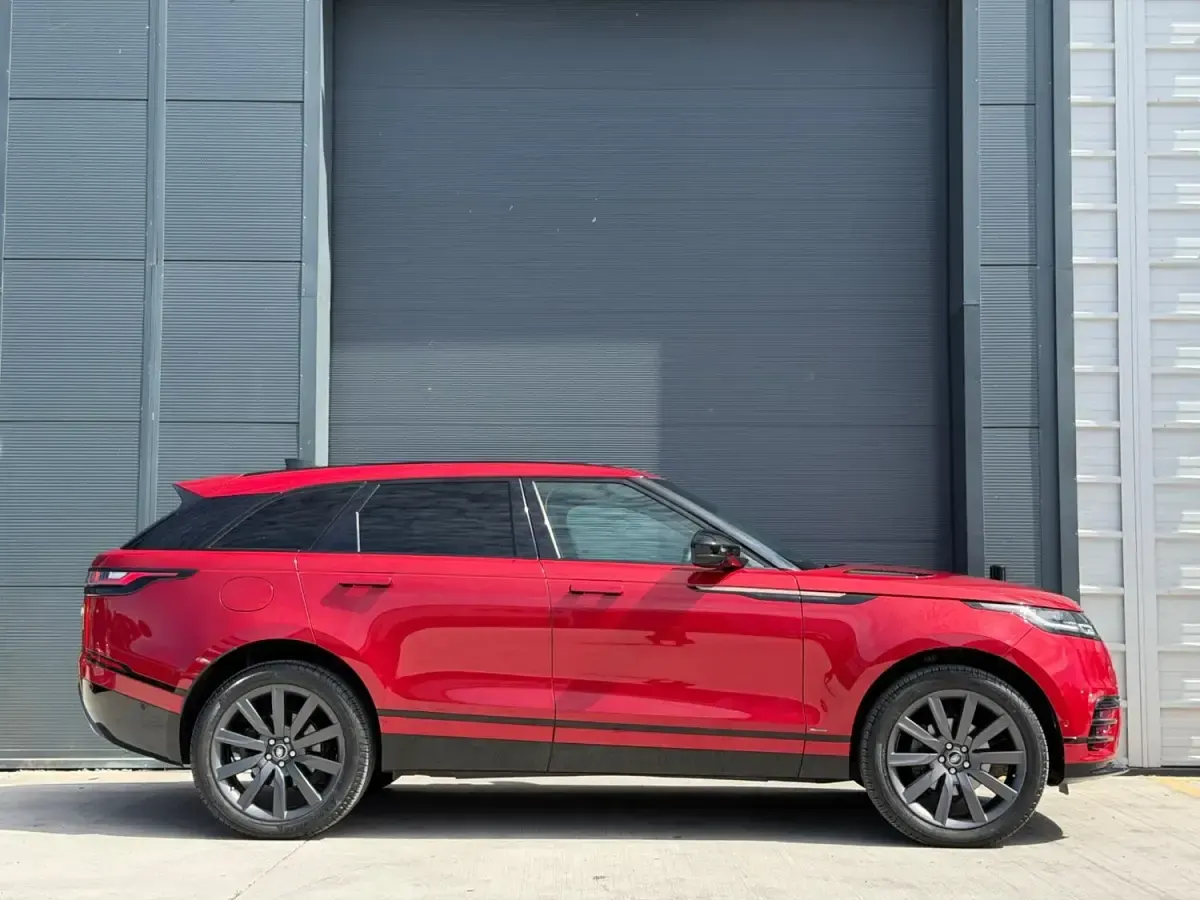 Second-hand Land Rover Range Rover Velar HSE Dynamic 2019 Roșu SUV