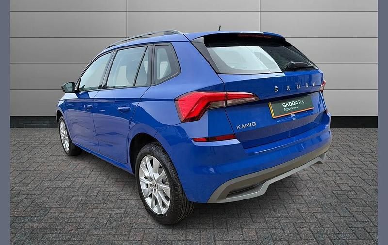Used Skoda Kamiq SE 115 HP (84 kW) 2022 Blue SUV