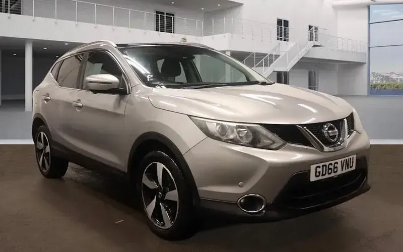 Used Nissan Qashqai N-Connecta 116 HP (85 kW) 2017 SUV