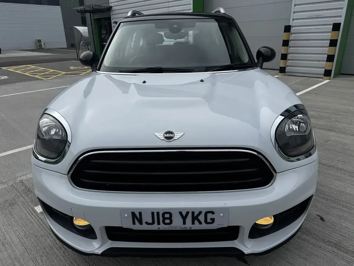 Used Mini Cooper Countryman 2018 White SUV