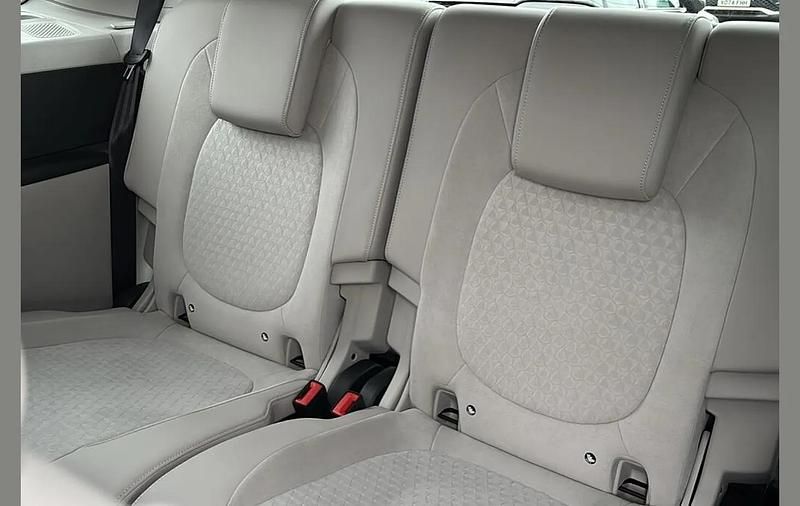 Used VW ID. Buzz Pro 210 kW (286 HP) 2025 Blue MPV