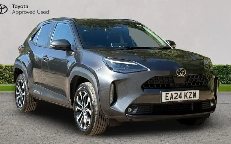 Used Toyota Yaris Hybrid Design 116 HP (85 kW) 2026 Estate