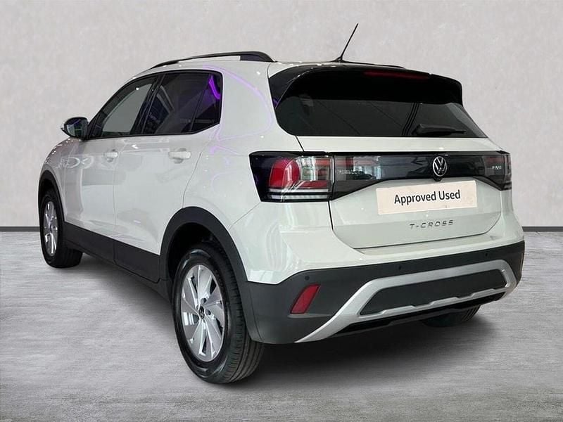 Usado VW T-Cross Life 115 HP (84 kW) 2025 Cinzento SUV