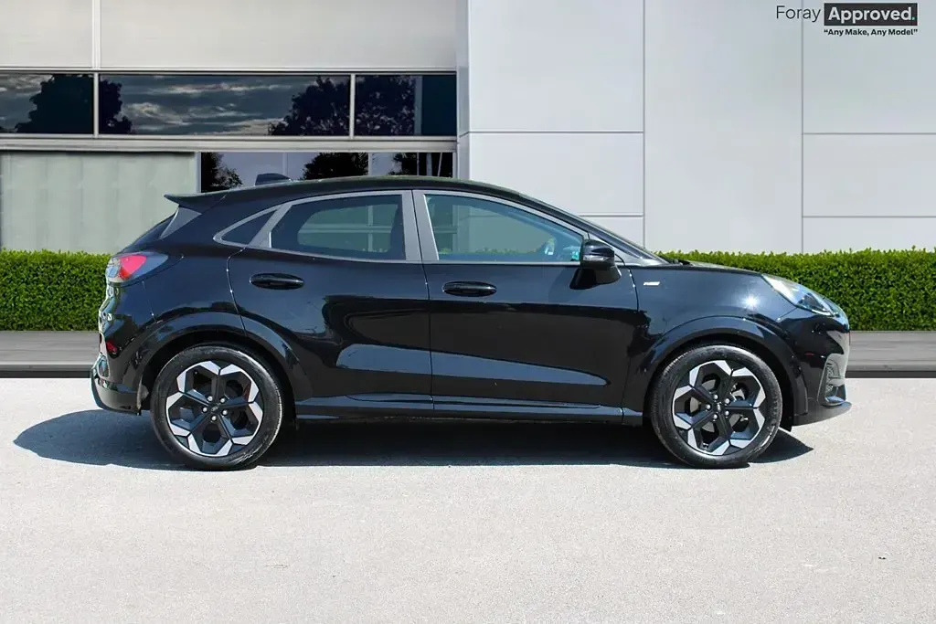 Begagnad Ford Puma ST-Line X 2024 Svart SUV