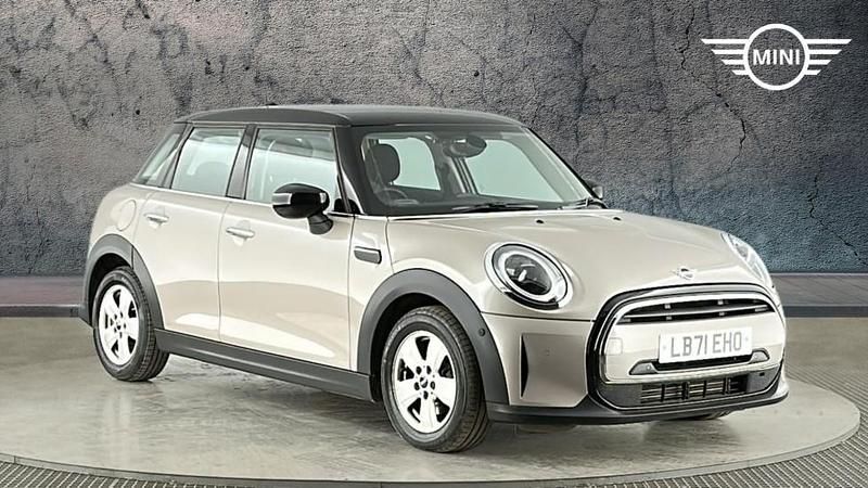 Used Mini Cooper Classic 134 HP (98 kW) 2021 Grey Hatchback