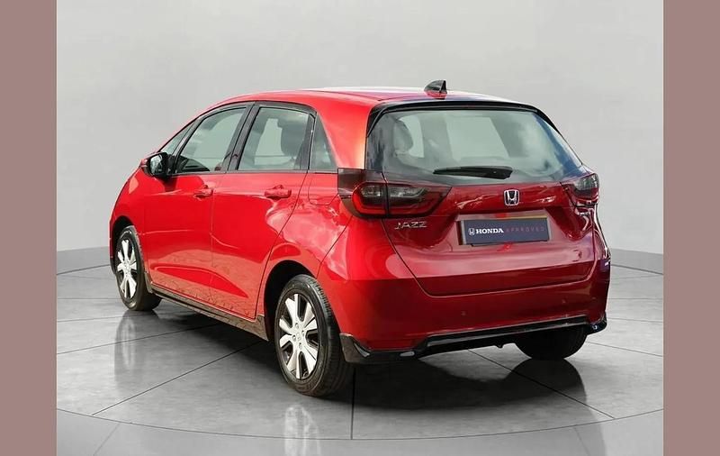 Used Honda Jazz Hybrid 107 HP (78 kW) 2023 Red Hatchback