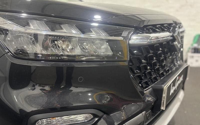 Used Suzuki SX4 S-Cross 129 HP (94 kW) 2025 Black SUV