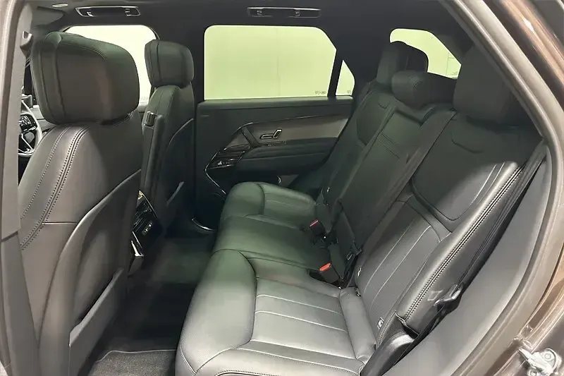Used Land Rover Range Rover Sport SE Dynamic 295 HP (216 kW) 2025 Grey SUV