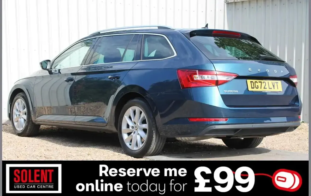 Used Skoda Superb SE Technology 150 HP (110 kW) 2022 Blue Estate