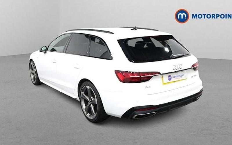 Used Audi A4 Black Edition 150 HP (110 kW) 2021 White Estate