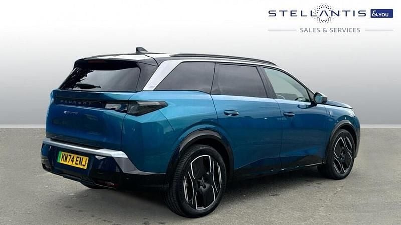 Used Peugeot 5008 GT 152 kW (207 HP) 2024 Blue SUV
