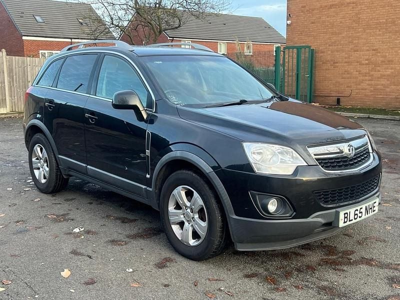 Black Used 2015 Vauxhall Antara SUV | £3,000 (Good price) - Image 1/4