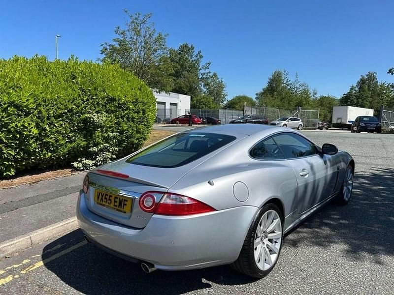 Used Jaguar XK 300 HP (220 kW) 2006 Silver Coupe