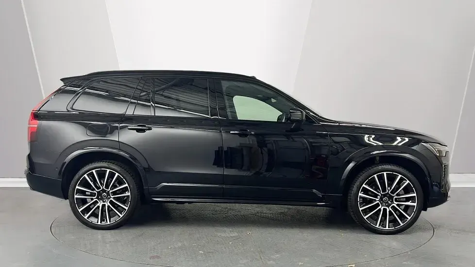 Used Volvo XC90 Ultra 455 HP (334 kW) 2026 Black SUV