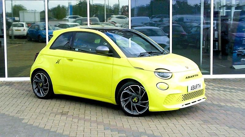 Green Used 2024 Abarth 500e Turismo Hatchback | £25,998 (Expensive) - Image 1/4