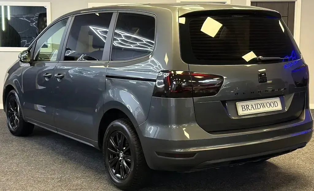 Used Seat Alhambra Ecomotive 150 HP (110 kW) 2019 Grey MPV