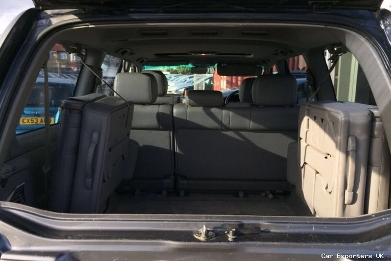 Used Toyota Land Cruiser 201 HP (147 kW) 2003 SUV