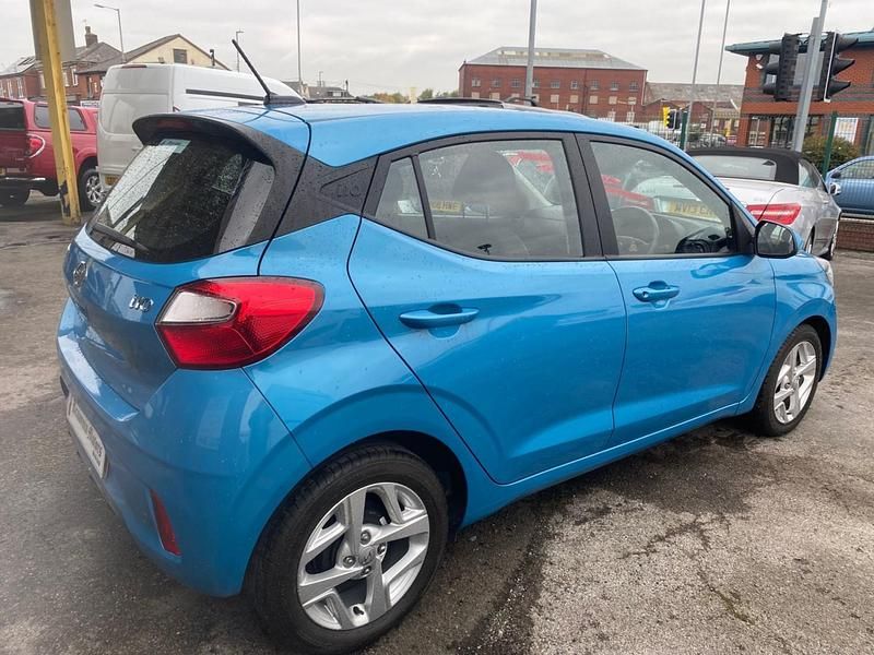 Used Hyundai i10 SE 84 HP (61 kW) 2020 Turquoise Hatchback