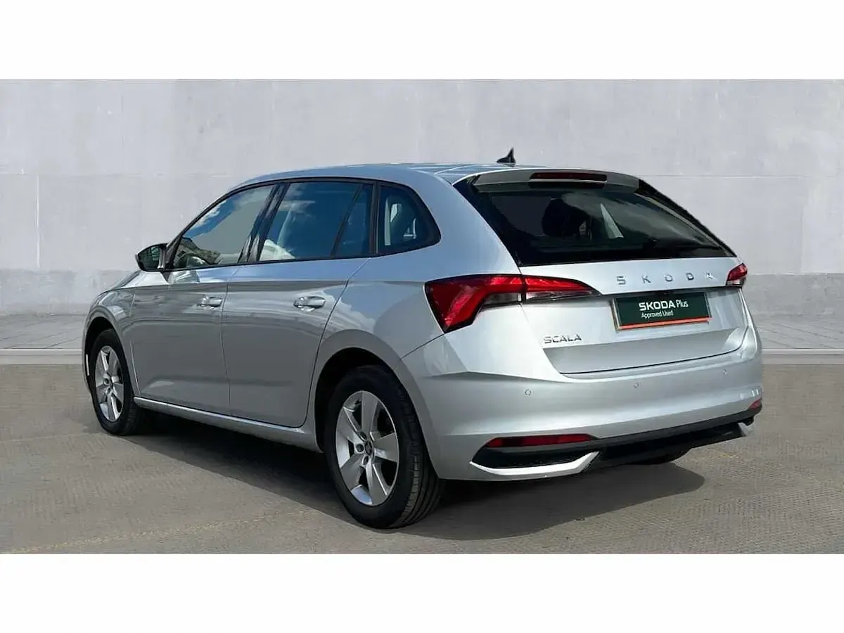 Used Skoda Scala SE 116 HP (85 kW) 2025 Brilliant silver Hatchback