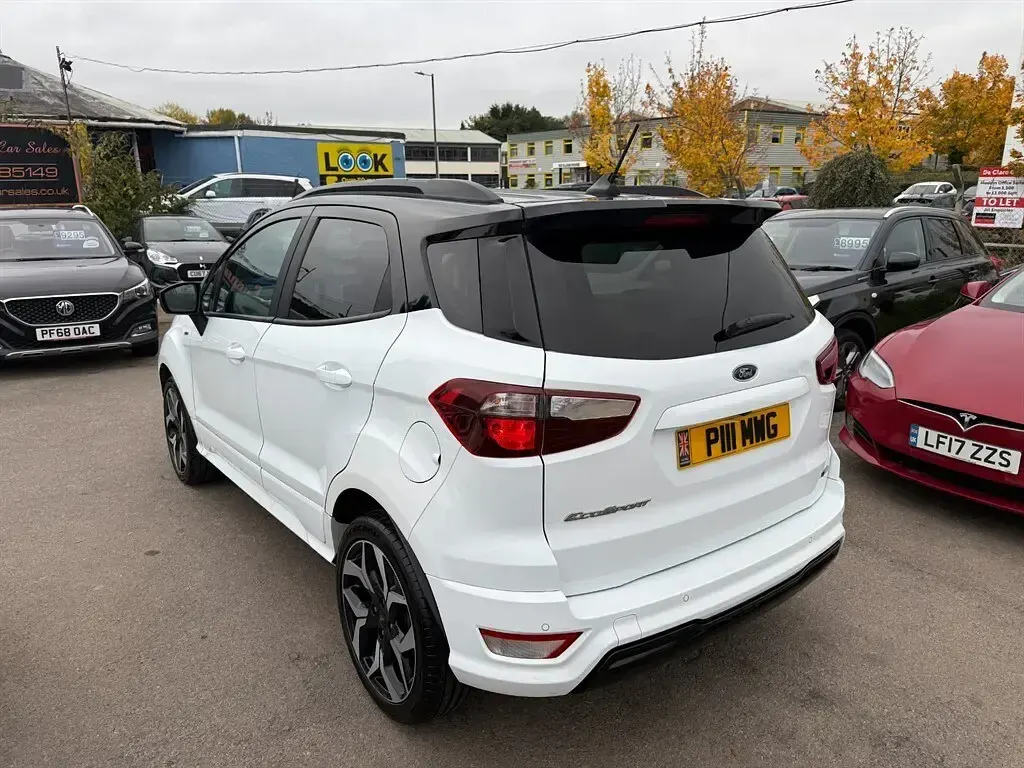 Used Ford Ecosport Zetec 125 HP (91 kW) 2018 White SUV