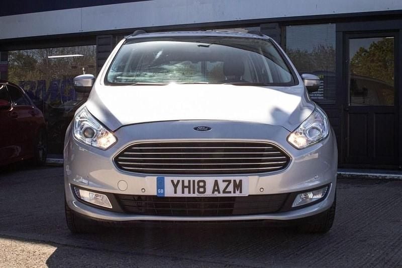 Usado Ford Galaxy Zetec 150 HP (110 kW) 2018 Prateado Monovolume