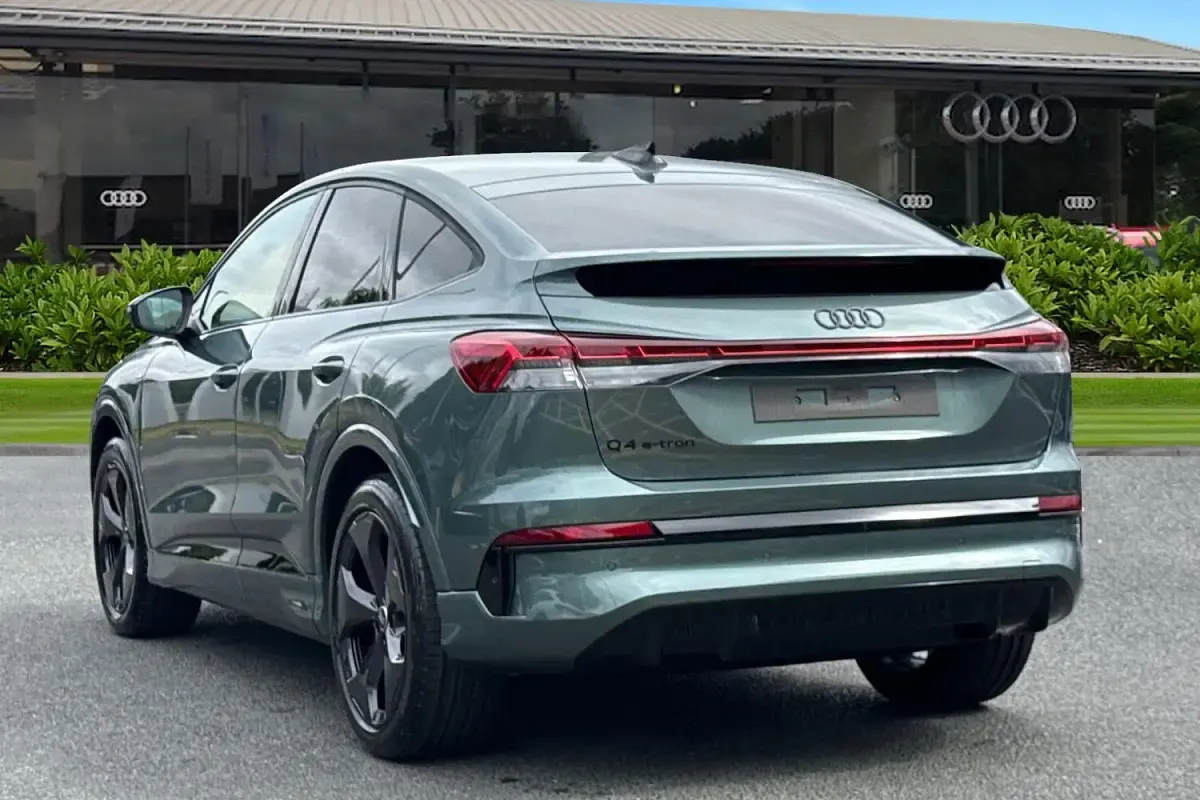 New Audi Q4 Sportback e-tron Black Edition 63 kW (86 HP) 2026 Green SUV