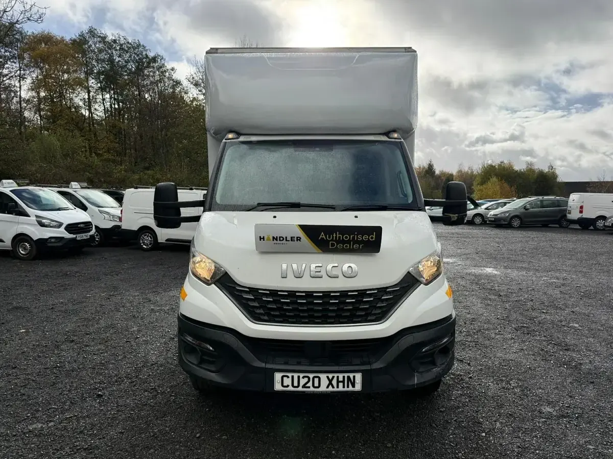 Used Iveco Daily 160 HP (117 kW) 2020 White