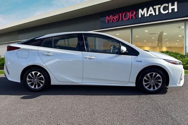 Used Toyota Prius Business Edition 2020 White Hatchback
