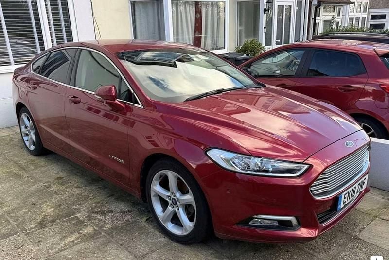 Used Ford Mondeo Titanium 2018 Red Sedan