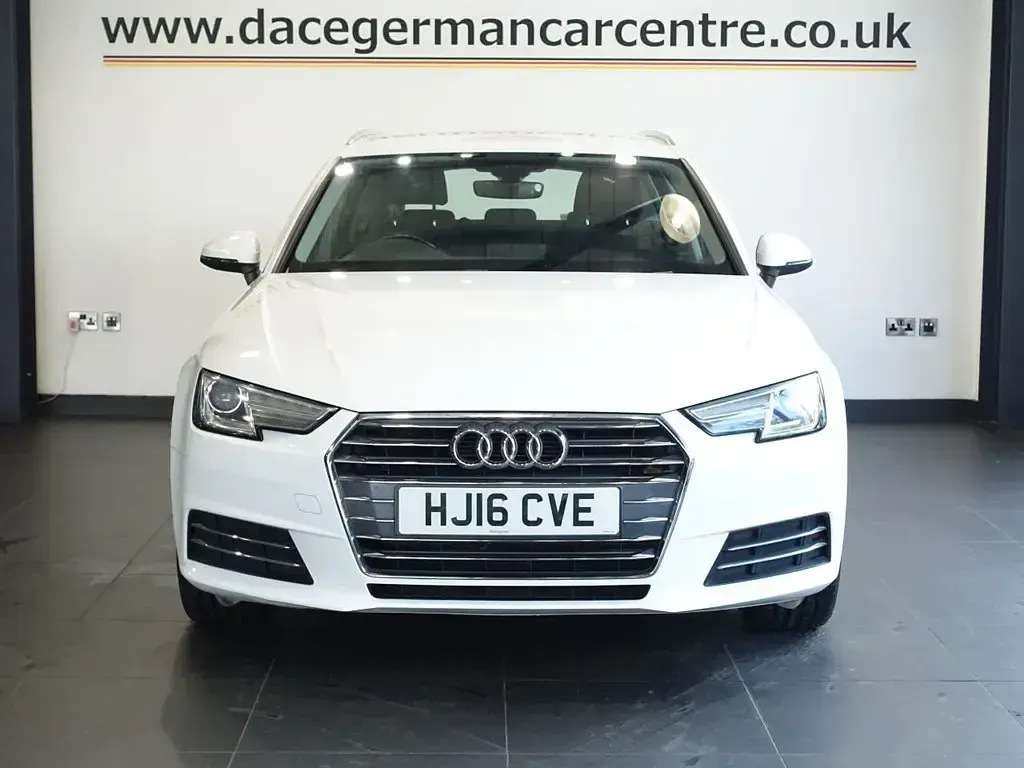 Begagnad Audi A4 Sport 150 HK (110 kW) 2016 Vit Kombi