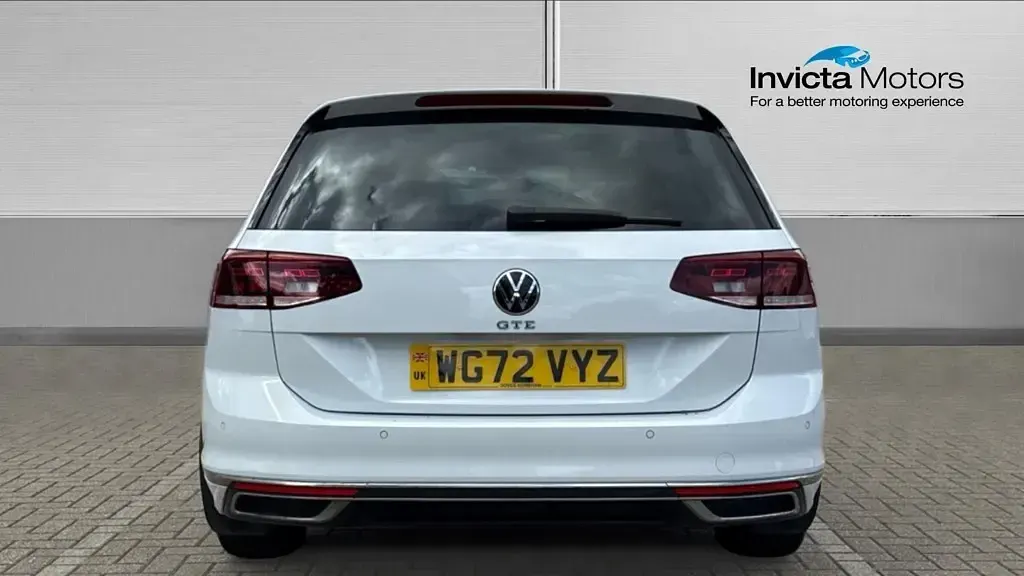 Used VW Passat GTE 2022 White Estate